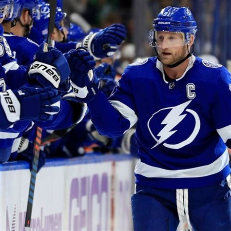 Steven Stamkos scores 3 goals as Tampa Bay Lightning beat New York Rangers 6-3