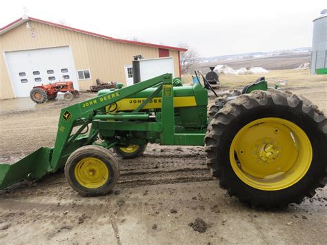 Lot 16GG – 1959 John Deere 430 Tractor | VanderBrink Auctions