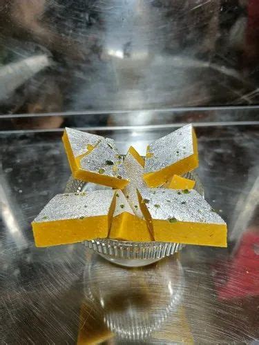 Sweets Barfi Kesar Kaju Katli at Rs 700/kg in Bikaner | ID: 24999764497