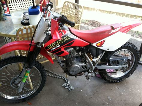 Honda Honda XR100R - Moto.ZombDrive.COM