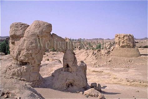 30037445 | Xinjiang, Taklamakan desert, Silk road