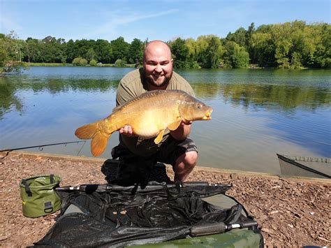 Woodland Waters, Ancaster, Lincolnshire - Rules, Tips, Bait & Advice Gilly