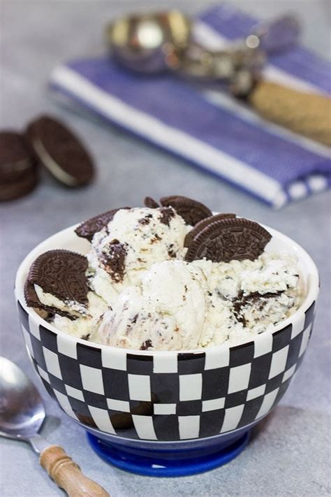 No Churn Oreo Ice Cream | Tasty & easy summer dessert!