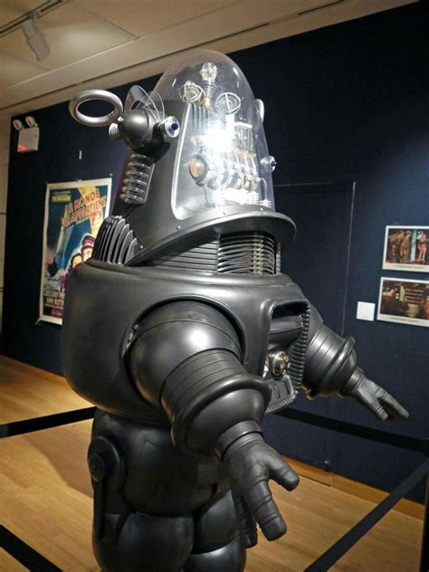 Pin by James on robbie robot pics | Robby the robot, Classic sci fi ...