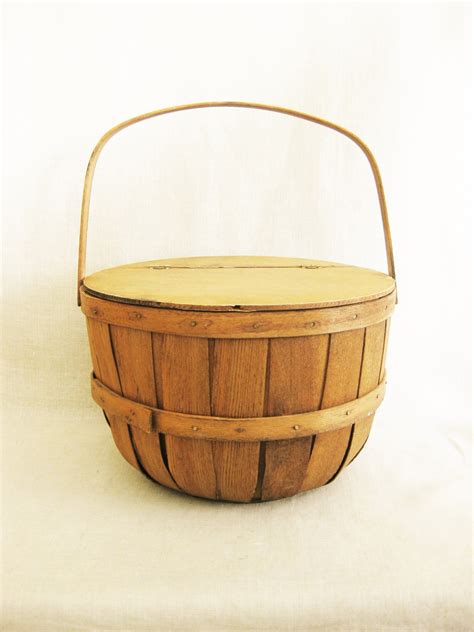 Vintage Wooden Round Picnic Basket, Slat, Lidded, Splint Style Basket, Storage, Organization ...