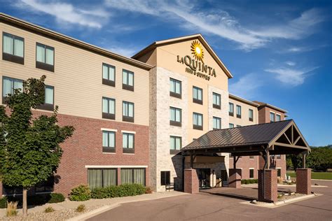 La Quinta Inn & Suites by Wyndham Sioux Falls | Sioux Falls, SD Hotels