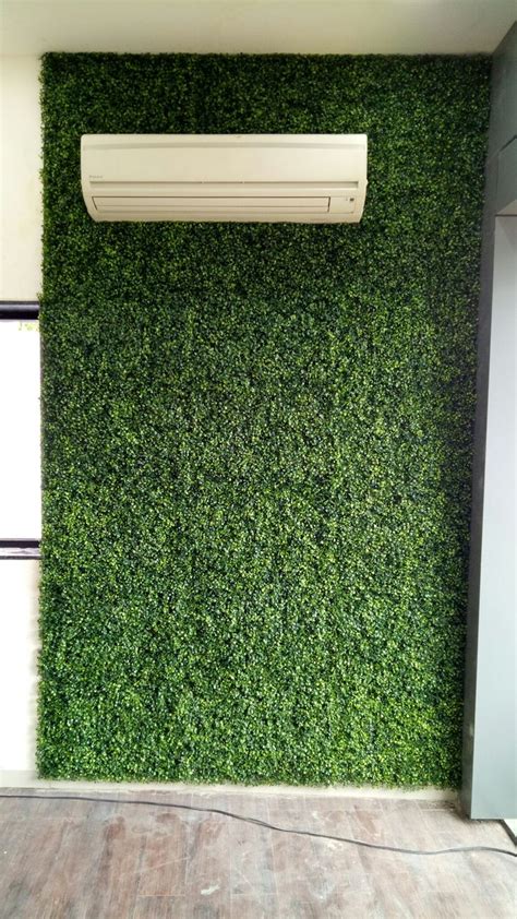 Artificial green wall | Muros verdes artificiales, Jardin vertical ...