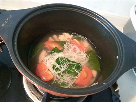 Recipe: Fish Bee Hoon Soup | JoogoStyle Home