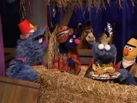 Elmo's World Happy Holidays! (2002) - YouTube