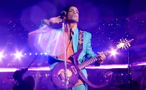 Prince performing the Super Bowl XLI halftime show. | Super bowl, Prince, Record producer