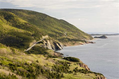 Cape Breton Travel - Beautiful People, Lots of Seafood