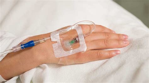 How to Assess a Peripheral Intravenous (IV) Cannula | Ausmed