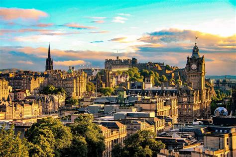 Edinburgh City Tour | Small Group Tour for Seniors | Odyssey Traveller