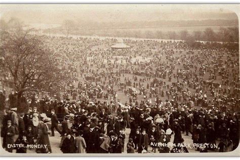 13 retro pics of Avenham Park down the years from VE Day to Easter ...