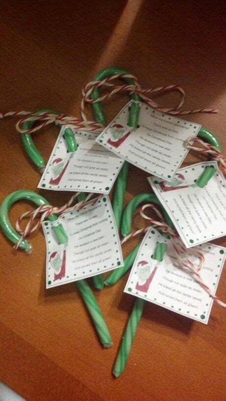 Grinch candy canes! All Things Christmas, Christmas Ideas, Christmas Crafts, Candy Crafts, Canes ...