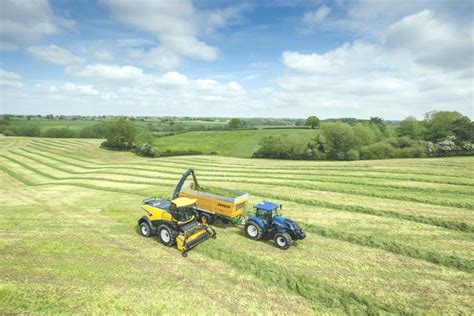 M&S machinery to sell New Holland harvesters - Premium