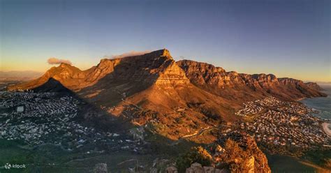 Lion's Head: Table Mountain Sunset Guided Hike Experience in Cape Town ...