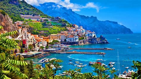 Amalfi Coast Italy, Very Beautiful Seaside Panorama - Traveldigg.com