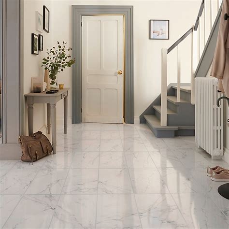 Elegance White Gloss Marble effect Ceramic Wall & floor Tile, Pack of 7, (L)600mm (W)300mm | DIY ...