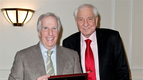 Henry Winkler Remembers Garry Marshall: "He Was Like My Surrogate Dad ...