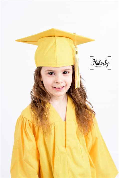 Preschool Kindergarten Graduation Cap and Gown Photo Session | Cap and ...