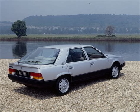 Renault 25 (1984) - picture 4 of 5