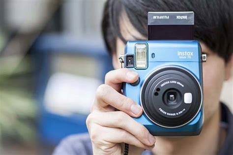 Fujifilm Instax Mini 70 Instant Camera Boasts Selfie Mode and Automatic Exposure Control | Gadgetsin