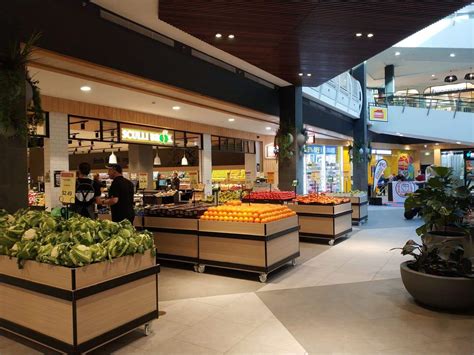 Greensborough Plaza - Shopping Centre & Store Open Trading Hours