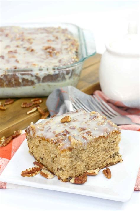 Southern Butter Pecan Praline Cake Recipe | Sweet Pea's Kitchen