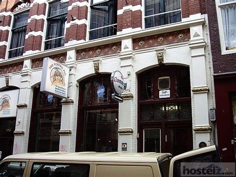 Price Comparison for The Flying Pig Downtown Hostel in Amsterdam (with HONEST Reviews 2022)