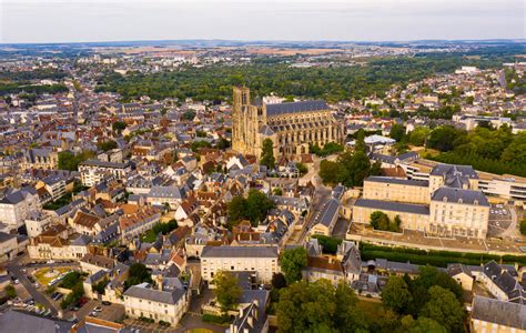 Best Time to Visit Bourges: Weather and Temperatures. 5 Months to Avoid! - Loire Valley - Where ...