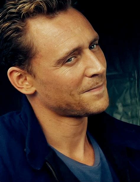 #TomHiddleston #CaptainJamesConrad #KongSkullIsland #HiddlesTongue Tom Hiddleston Loki, Thomas ...