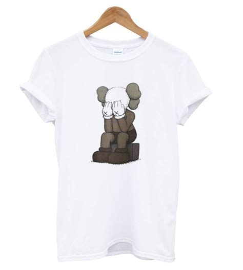 Uniqlo X Kaws T shirt