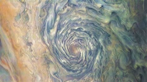 NASA mission: Giant cyclone the size of Texas discovered on Jupiter by ...