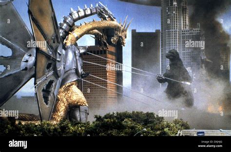 King ghidorah fotografías e imágenes de alta resolución - Alamy