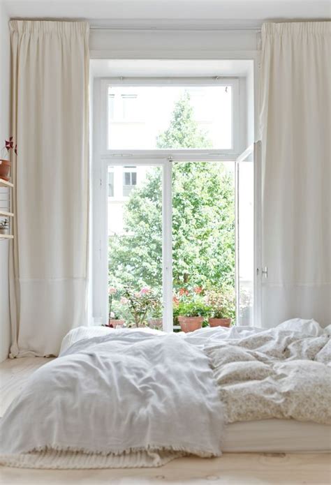 25 All White Bedroom Collection For Your Inspiration