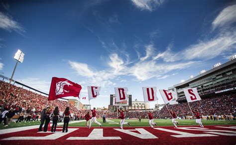 WSU Cougars links: No. 20 WSU is a Vegas underdog vs. UW Huskies in the ...