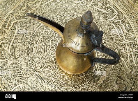 Arabic coffee pot hi-res stock photography and images - Alamy