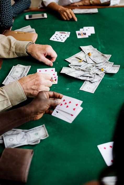 Red and white casino chip | Royalty free stock psd mockup - 514467