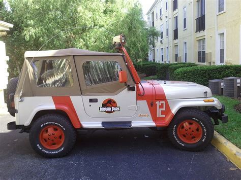 Jeep Wrangler Jurassic Park edition sold on eBay | CAR