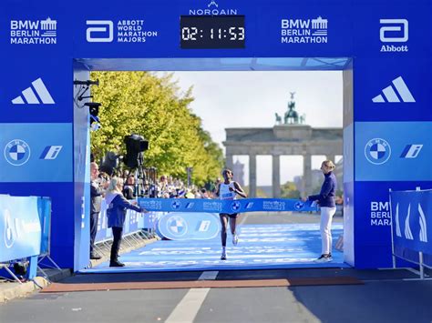 Tigist Assefa sets astonishing 2:11:53 marathon world record at BMW Berlin Marathon 2023 - World ...