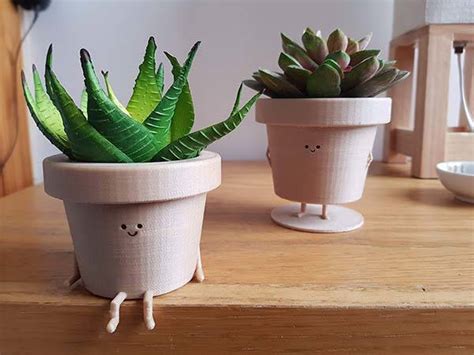 The Cute 3D Printed Plant Pot Character with Two Optional Postures | Gadgetsin