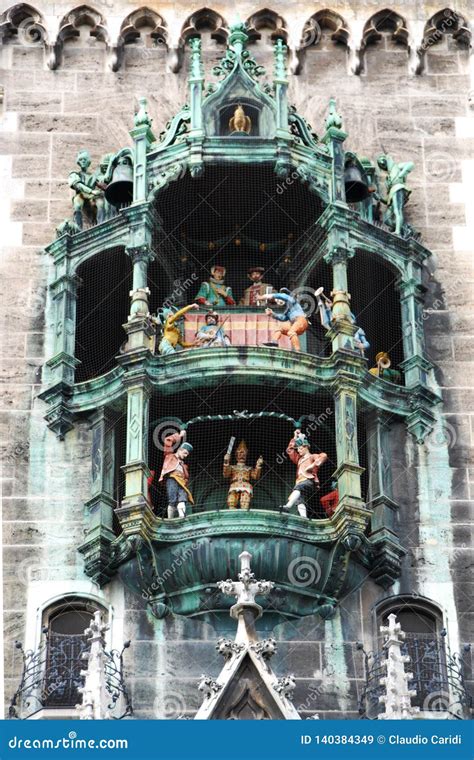 The Rathaus-Glockenspiel of Munich in Marienplatz, Bavaria, Germany ...