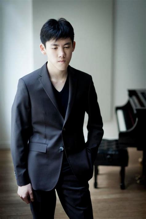 Chinese pianist is veteran at 26 – Orange County Register