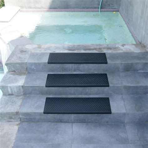 Rubber Stair Treads – The Rubber Flooring Experts