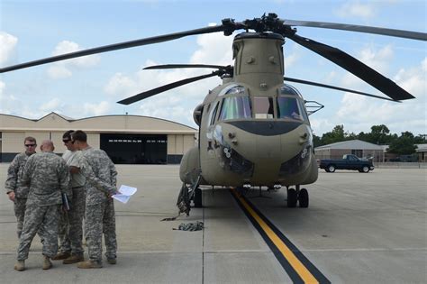 Army Aviation Operations Specialist (MOS 15P): 2023 Career Details