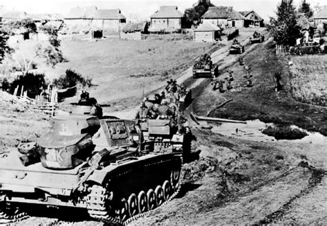 June 22, 1941 | Operation Barbarossa, the largest military invasion in history | DEFENCE ...