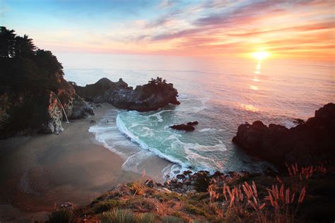 Sunset at McWay Falls | Sunset at McWay Falls, Julia Pfeiffe… | Flickr