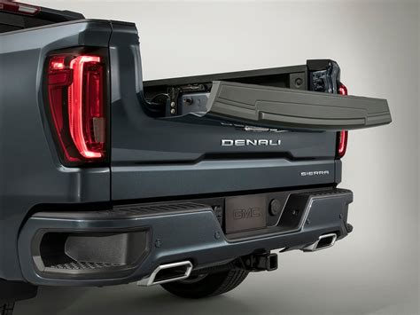 What is the GMC MultiPro Tailgate?