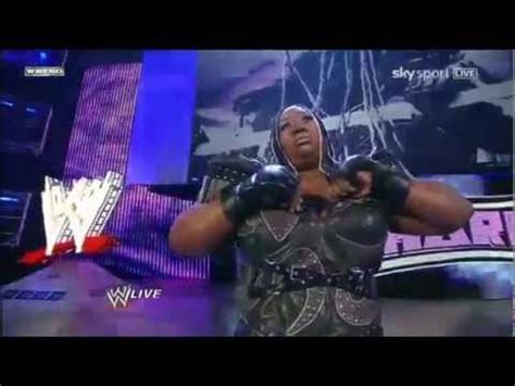 Extreme Rules Kharma WWE Debut - YouTube